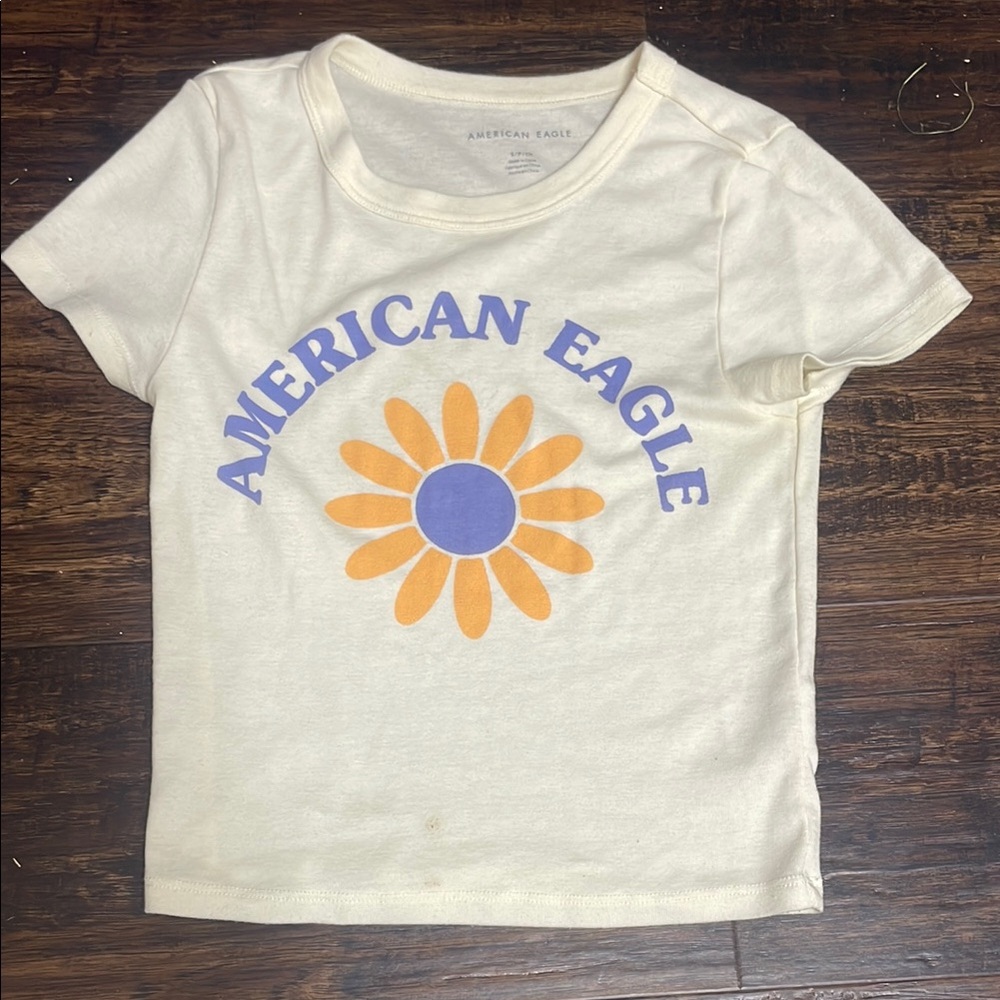American Eagle baby tee